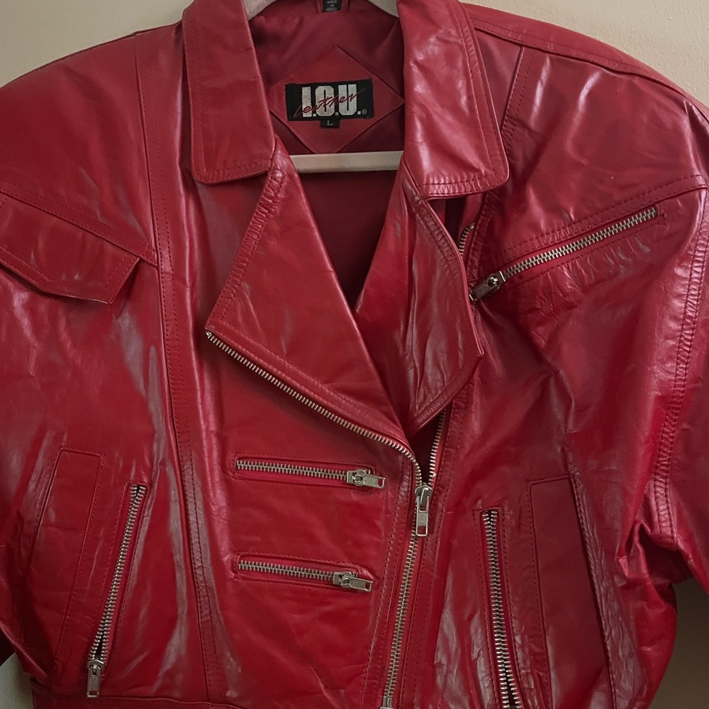 Vintage 80s genuine leather woman’s IOU red biker jacket - Picture 6 of 13